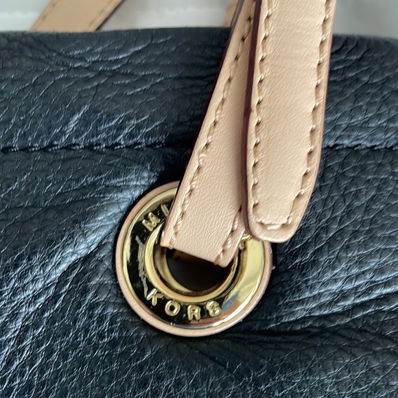 MICHAEL KORS VINTAGE TOTE - Picture 3 of 7